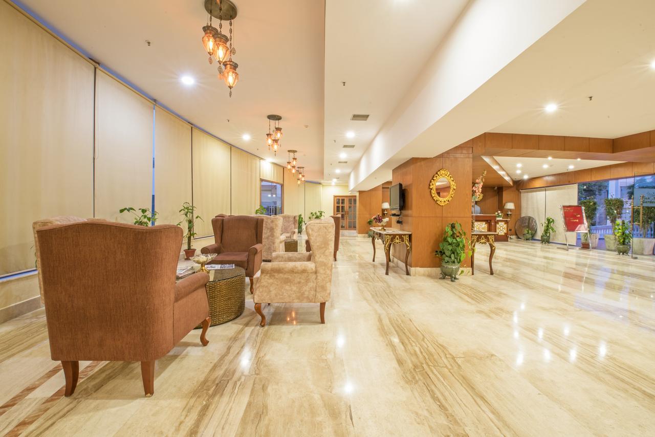 Hotel Celebration Gardens Nowe Delhi Zewnętrze zdjęcie